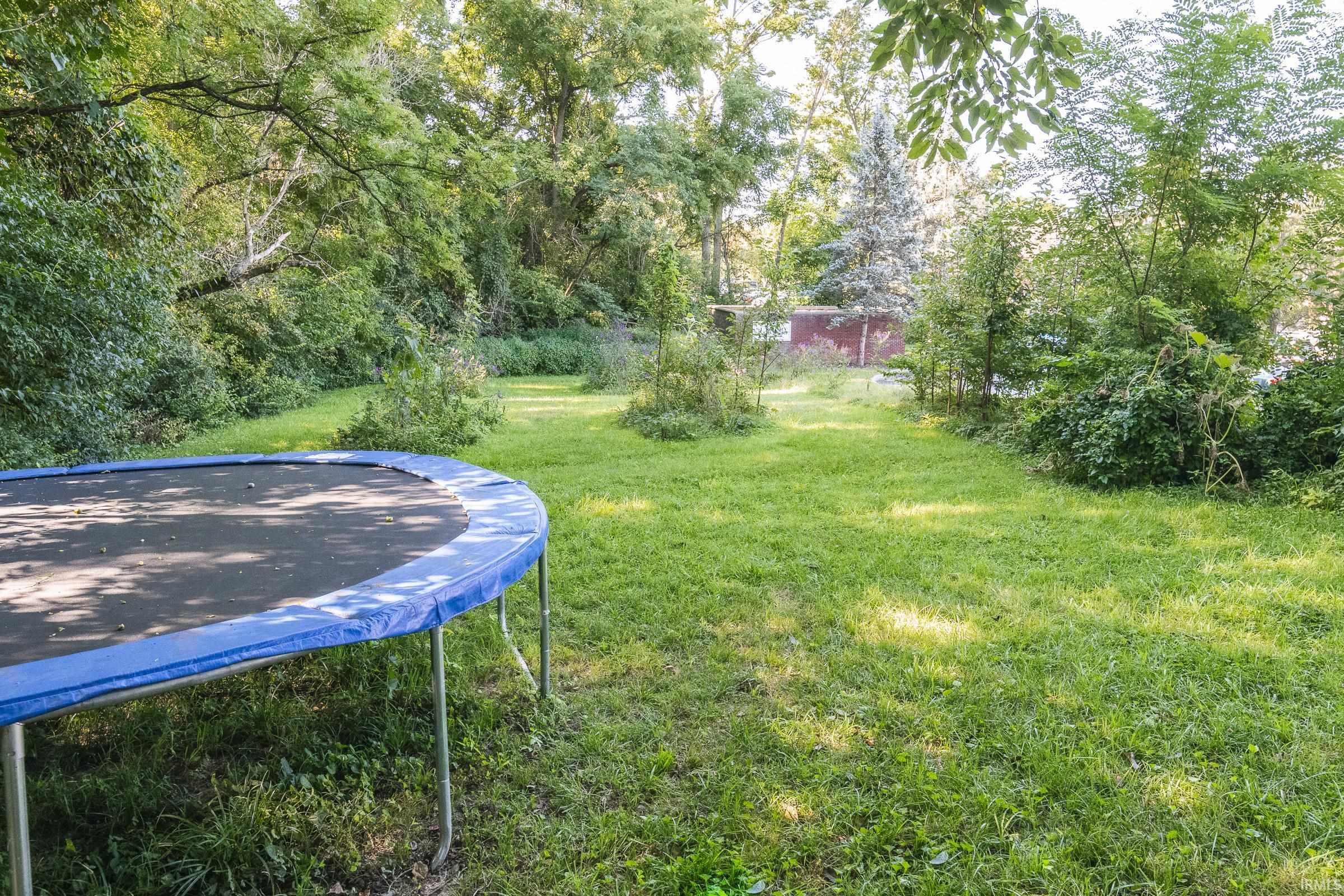 925 West 2nd Street Bloomington, IN 47403 - Photo 32 of 36