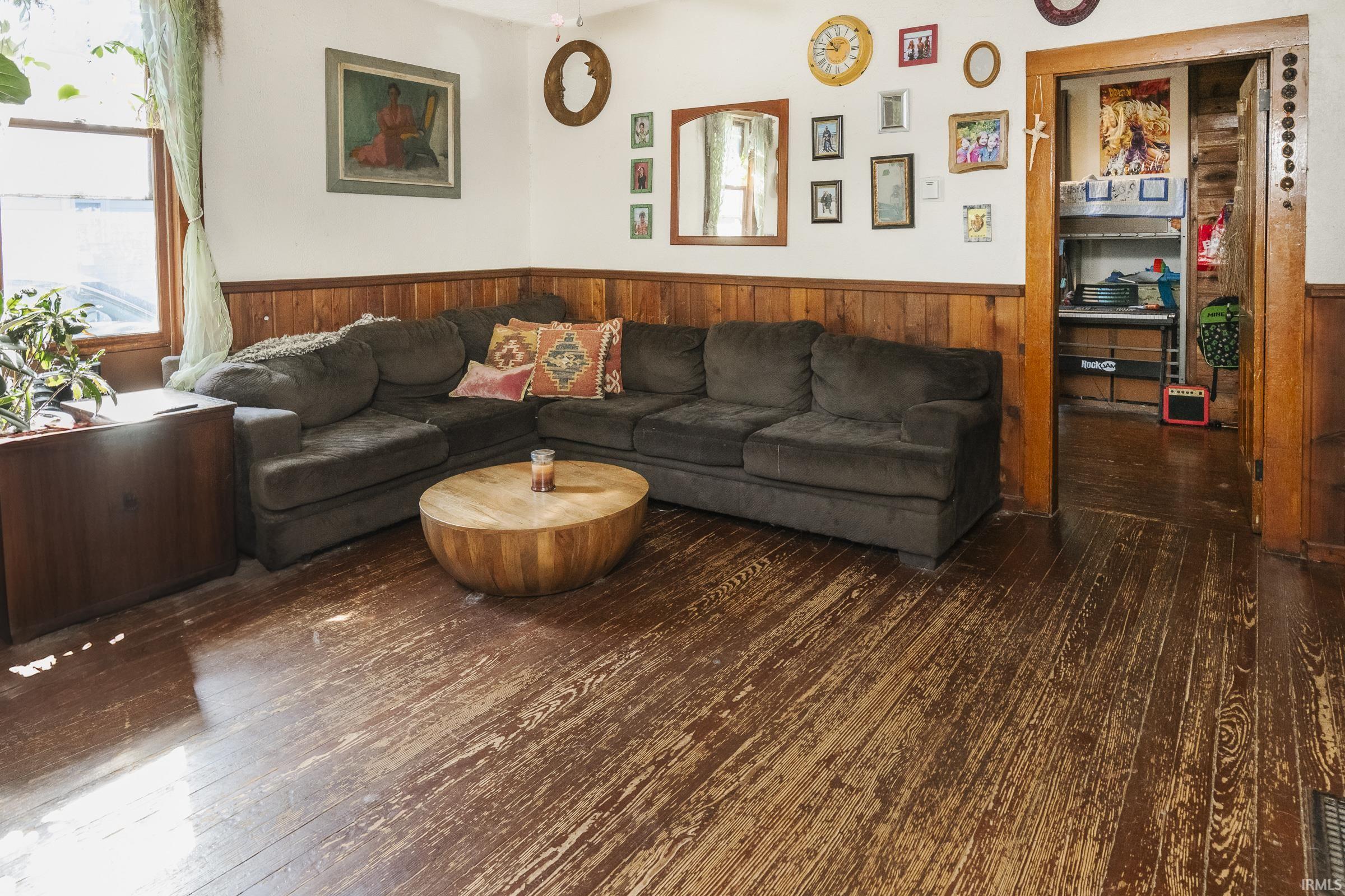 925 West 2nd Street Bloomington, IN 47403 - Photo 9 of 36