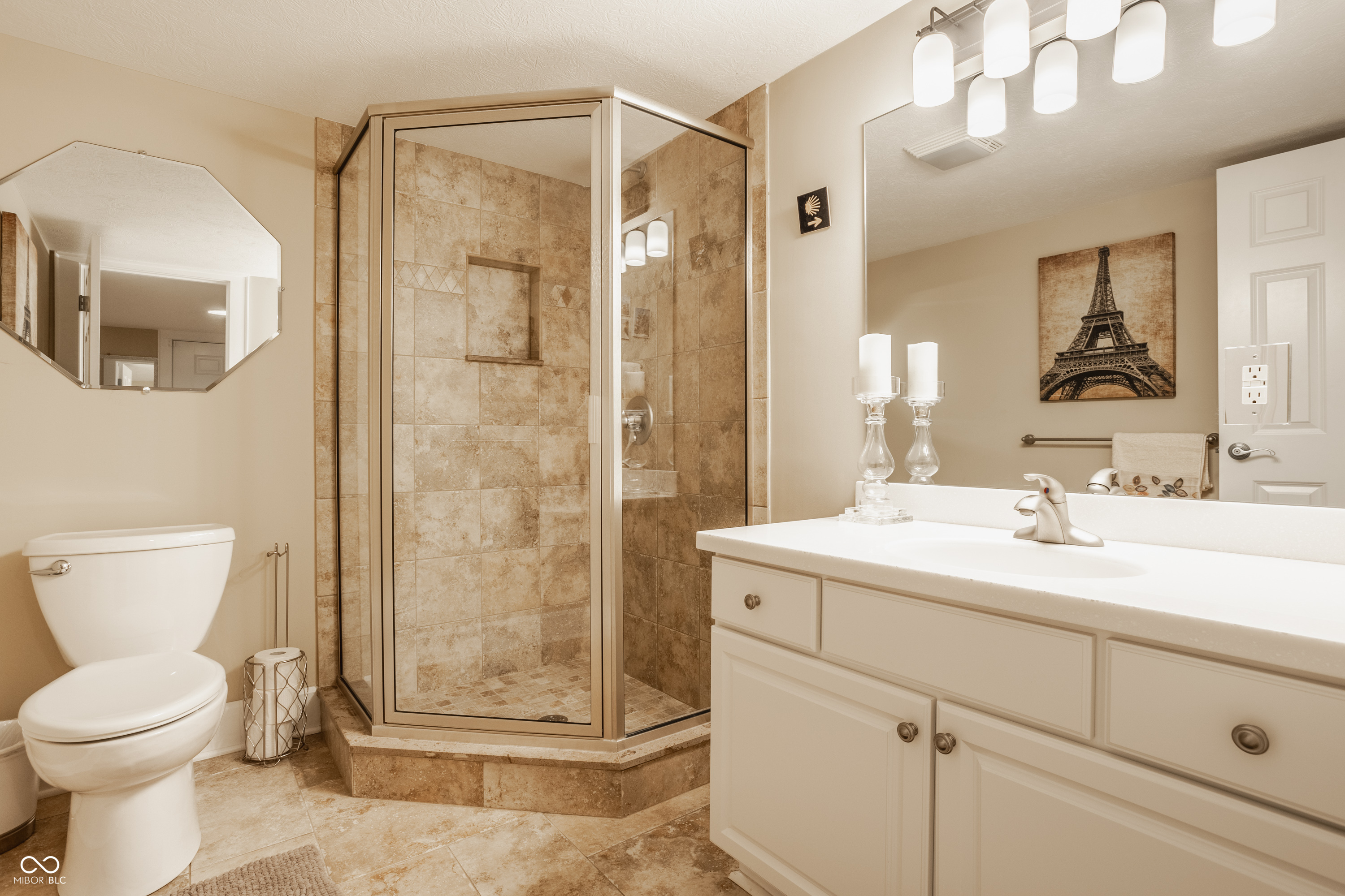 7599 North Meridian Street Indianapolis, IN 46260 - Photo 18 of 34