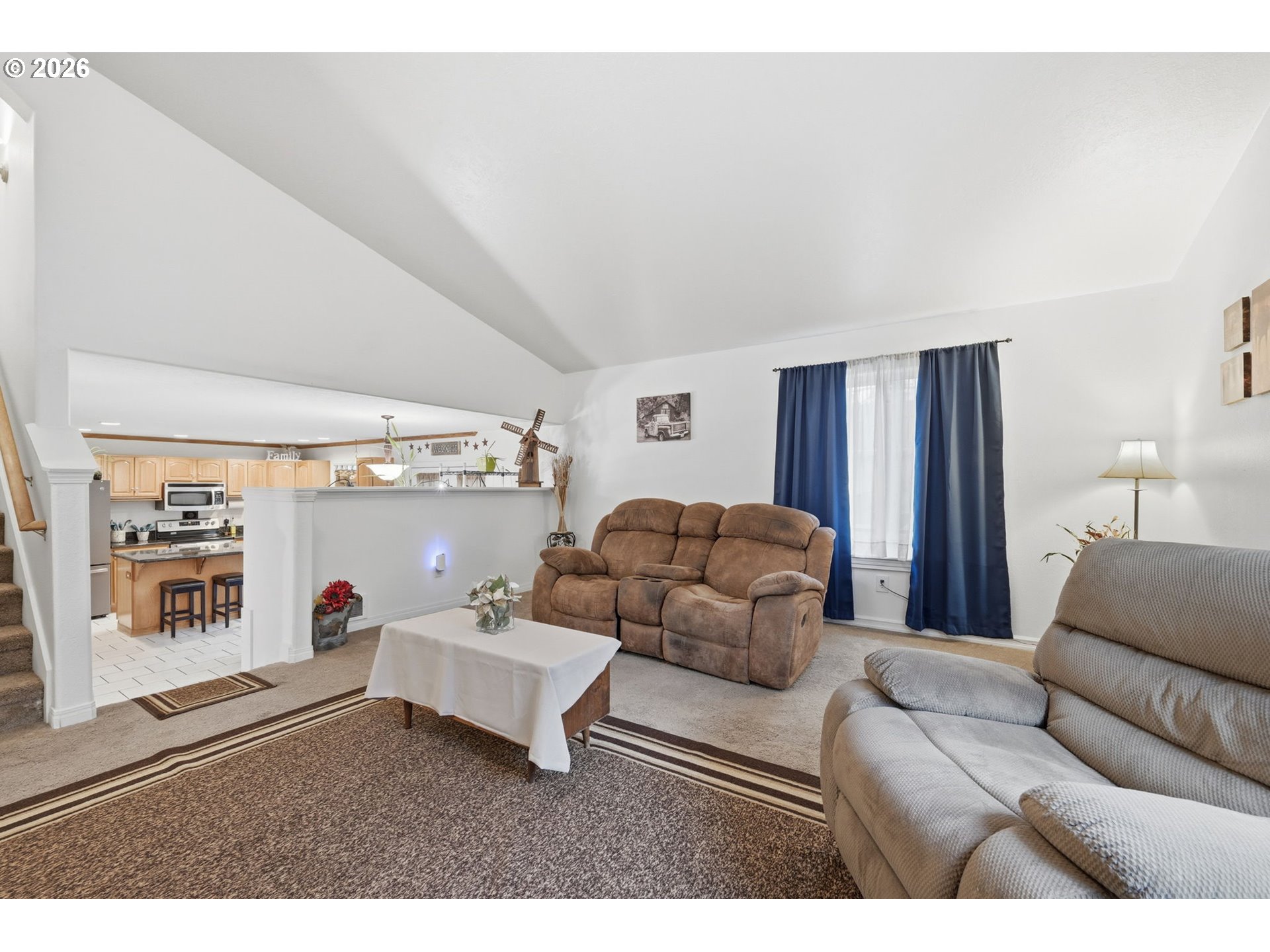 6842 Jessica Drive Springfield, OR 97478 - Photo 5 of 34