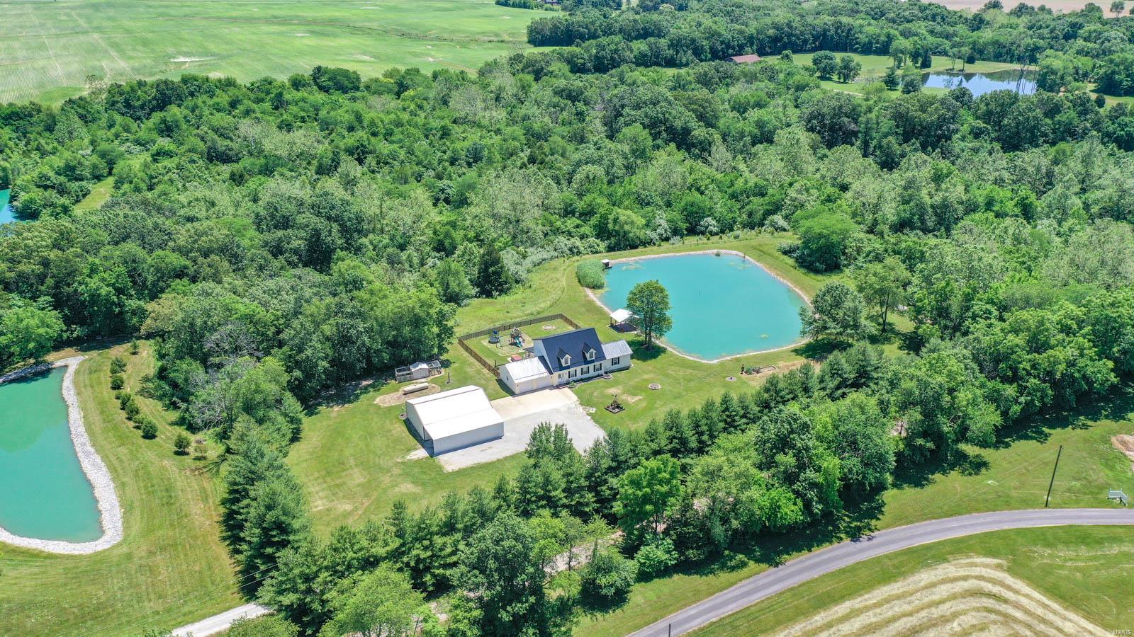 5735 Schmidt Road Brighton, IL 62012 - Photo 15 of 91