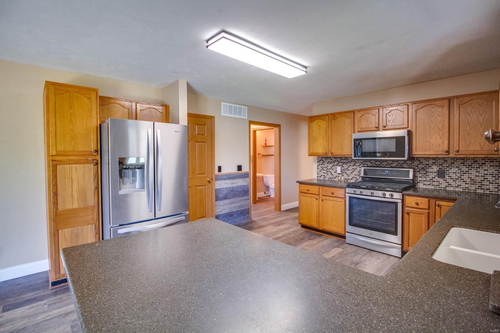 5735 Schmidt Road Brighton, IL 62012 - Photo 28 of 91