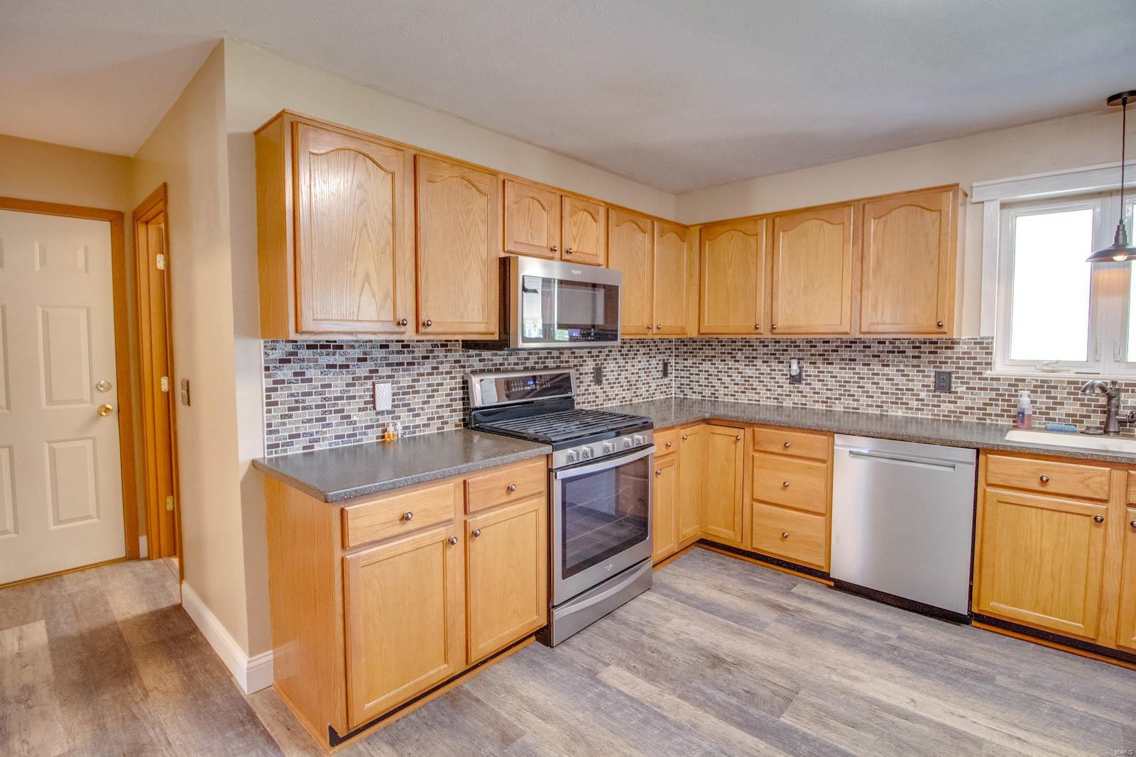 5735 Schmidt Road Brighton, IL 62012 - Photo 29 of 91