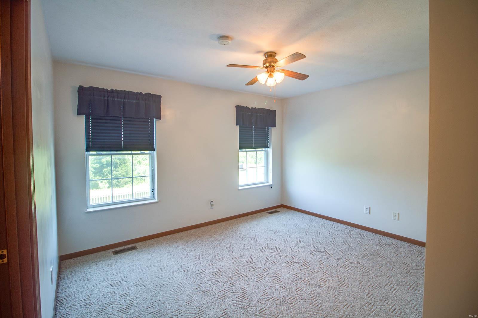 5735 Schmidt Road Brighton, IL 62012 - Photo 43 of 91