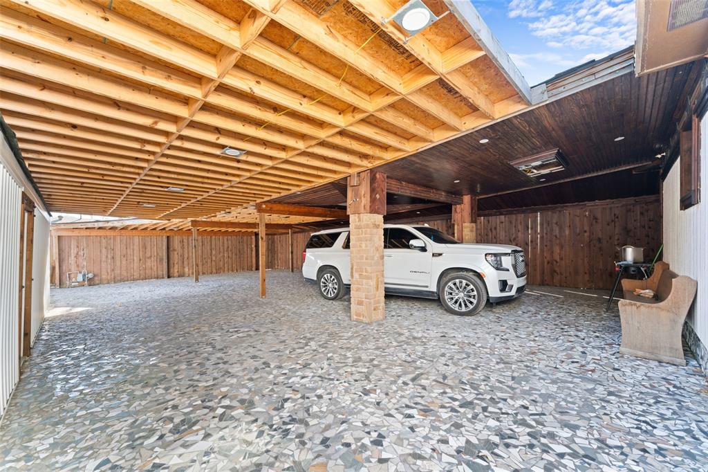 3318 San Marcus Avenue Dallas, TX 75228 - Photo 17 of 18 View of parking