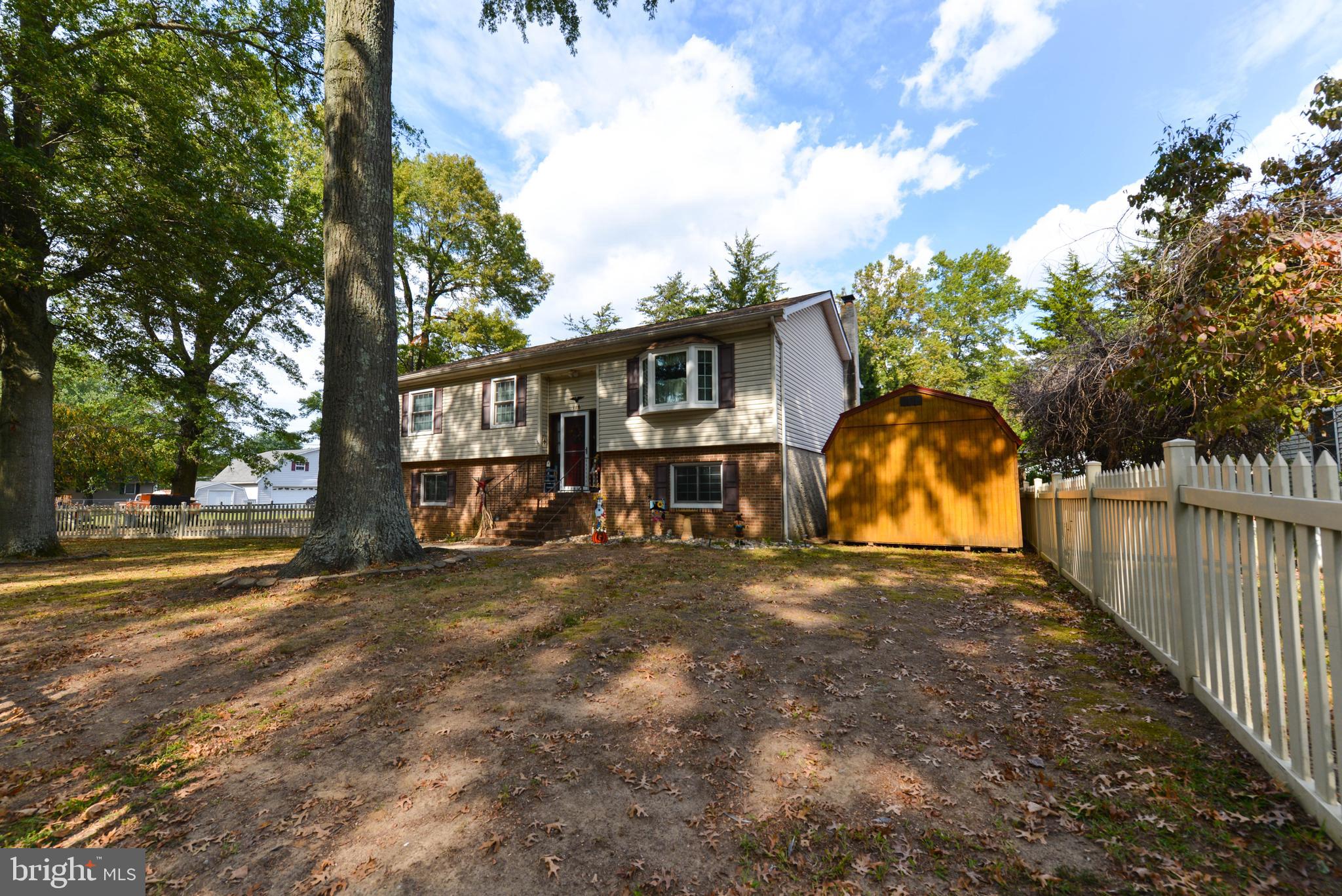 116 Tufts Road Pennsville, NJ 08070 - Photo 25 of 28 SPACIOUS Front yard