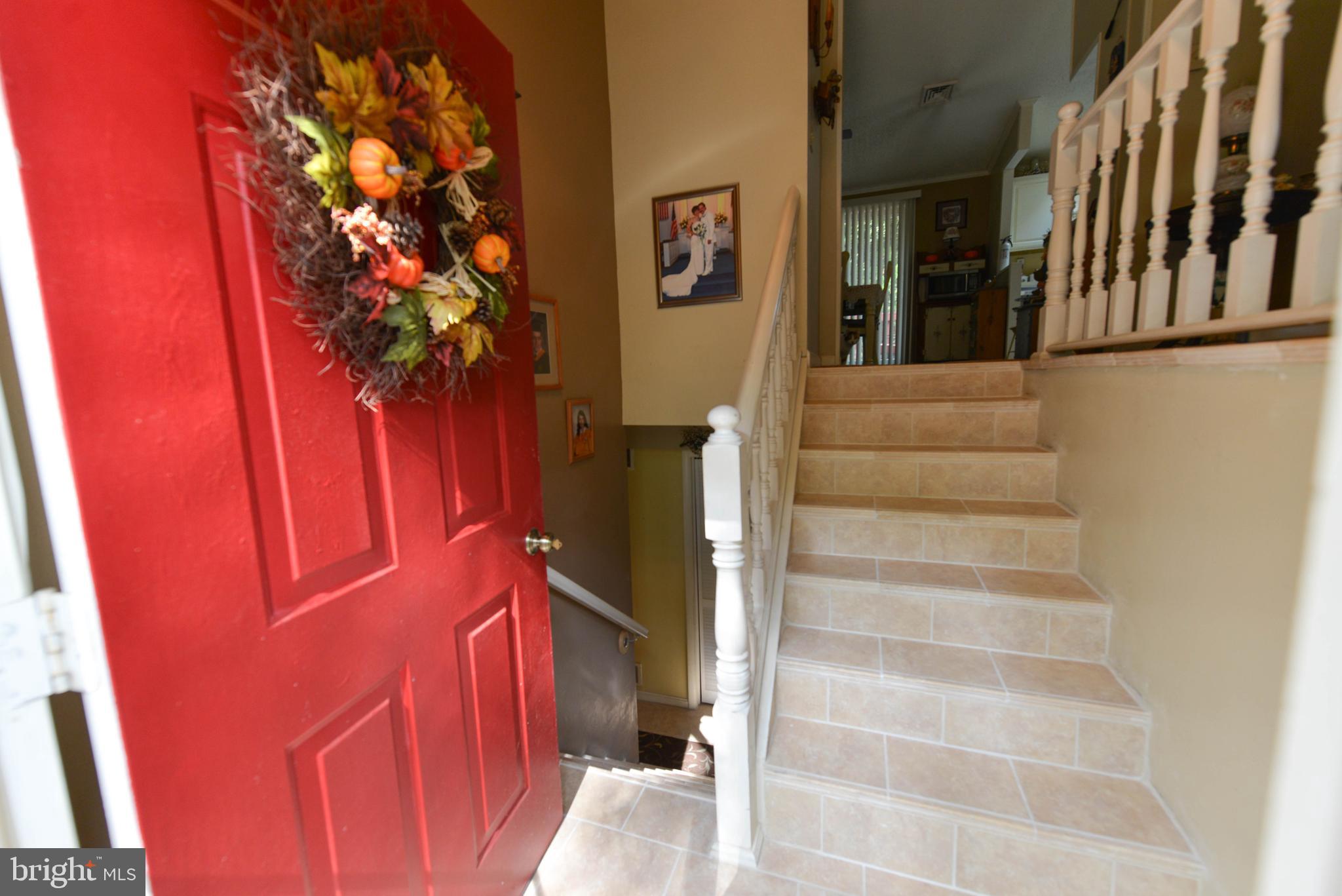 116 Tufts Road Pennsville, NJ 08070 - Photo 4 of 28 New tile entrance
