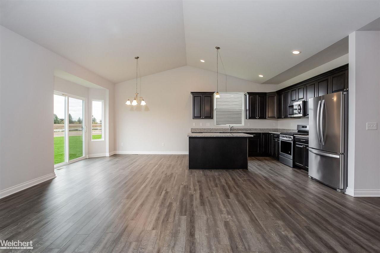 71632 Sarah Drive Romeo, MI 48065 - Photo 4 of 21 Family Room - 3