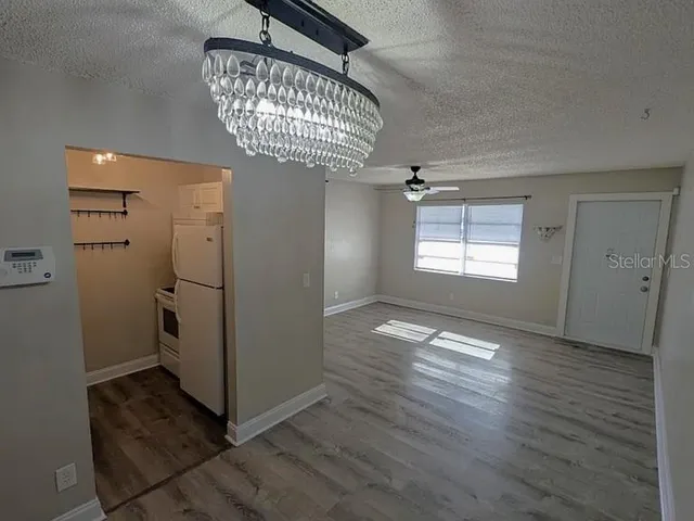 $1,295 | 24862 US Highway 19 North, Unit 603, Clearwater, FL 33763