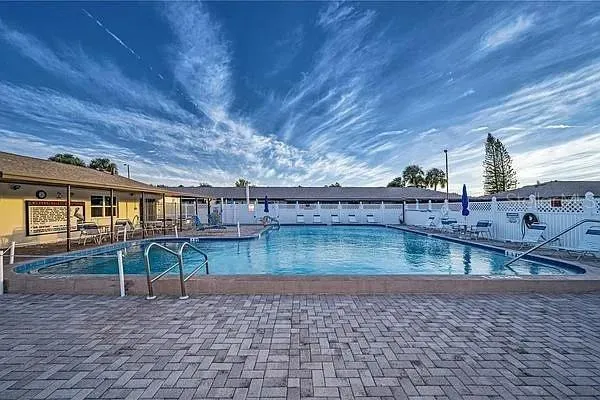 $1,200 | 24862 US Highway 19 North, Unit 603, Clearwater, FL 33763