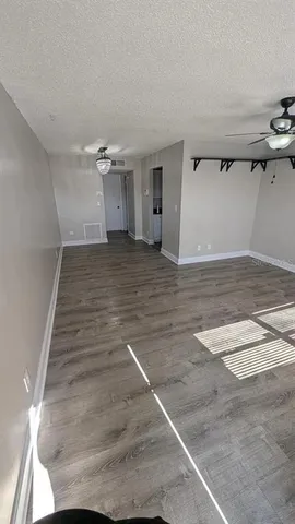 $1,295 | 24862 US Highway 19 North, Unit 603, Clearwater, FL 33763