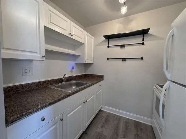 $1,200 | 24862 US Highway 19 North, Unit 603, Clearwater, FL 33763