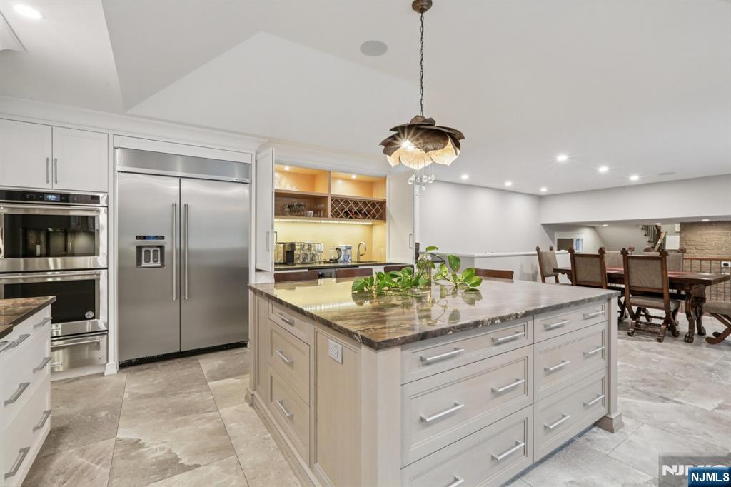 1044 Ramapo Valley Road Mahwah, NJ 07430 - Photo 12 of 47