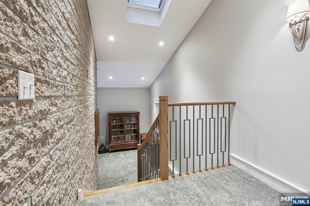 1044 Ramapo Valley Road Mahwah, NJ 07430 - Photo 22 of 47