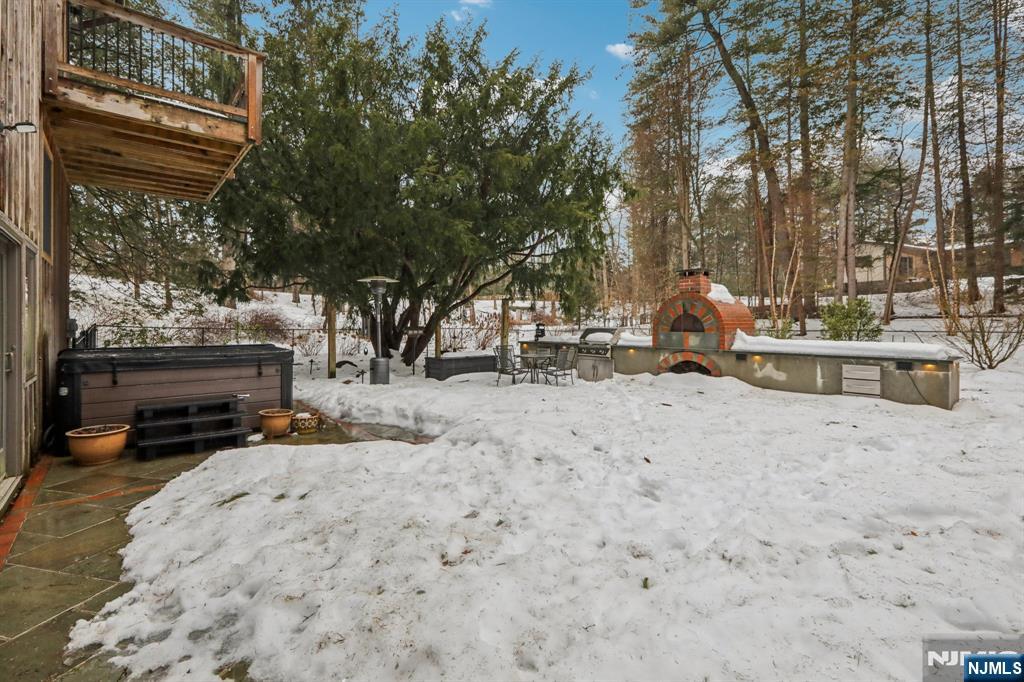 1044 Ramapo Valley Road Mahwah, NJ 07430 - Photo 33 of 47