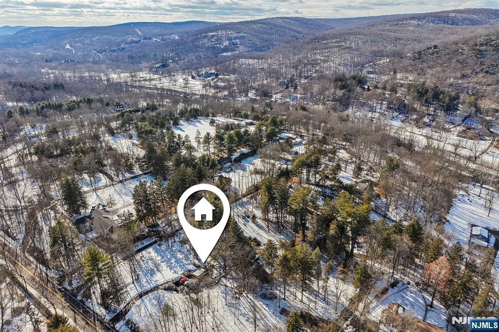 1044 Ramapo Valley Road Mahwah, NJ 07430 - Photo 43 of 47