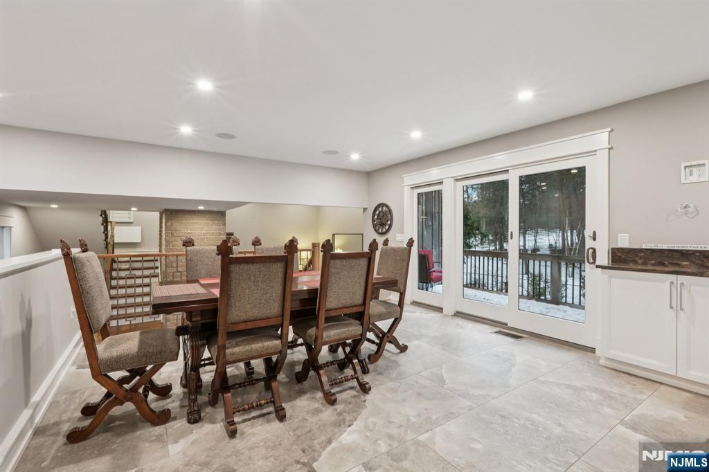 1044 Ramapo Valley Road Mahwah, NJ 07430 - Photo 8 of 47