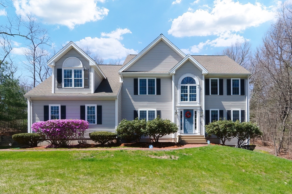 23 Vincent Road Mendon, MA 01756 - Photo 1 of 41 Gallery Image 1
