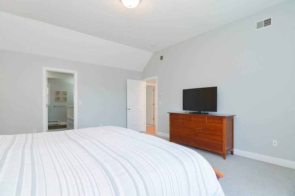 23 Vincent Road Mendon, MA 01756 - Photo 20 of 41 Gallery Image 20