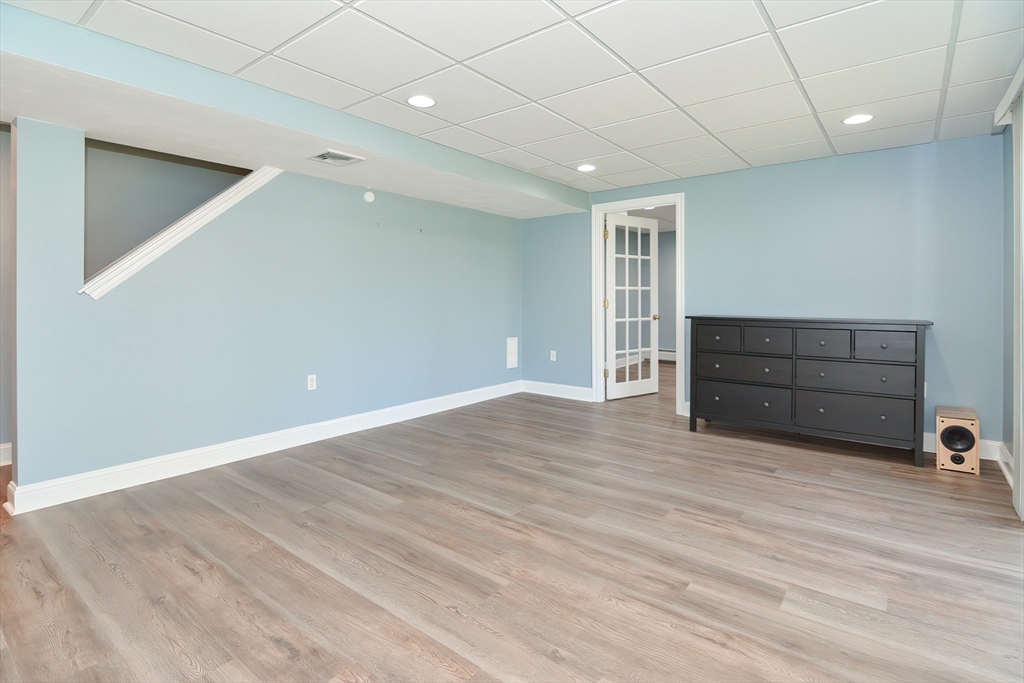 23 Vincent Road Mendon, MA 01756 - Photo 33 of 41 Gallery Image 33