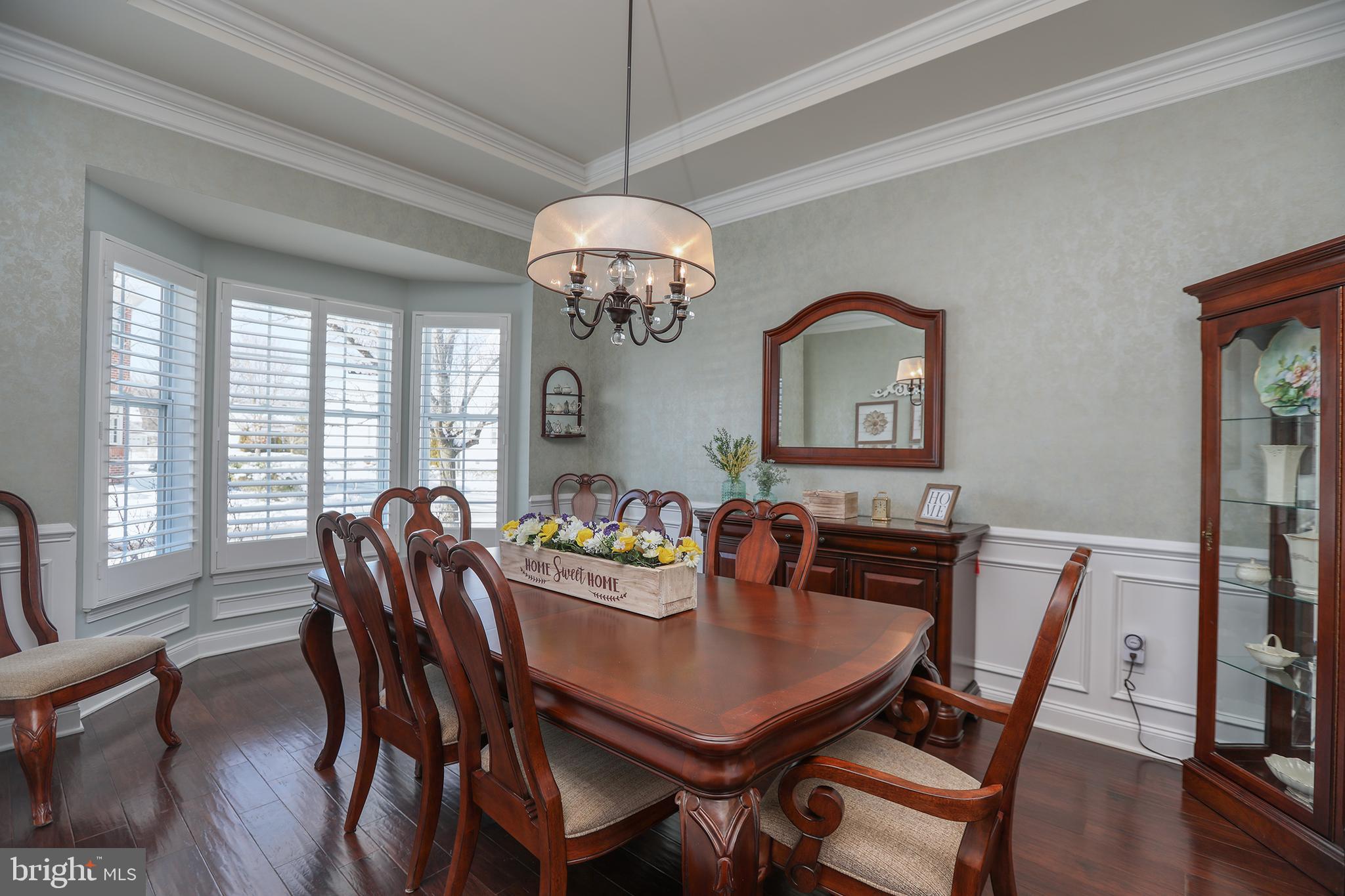 232 Polk Way Yardley, PA 19067 - Photo 3 of 36