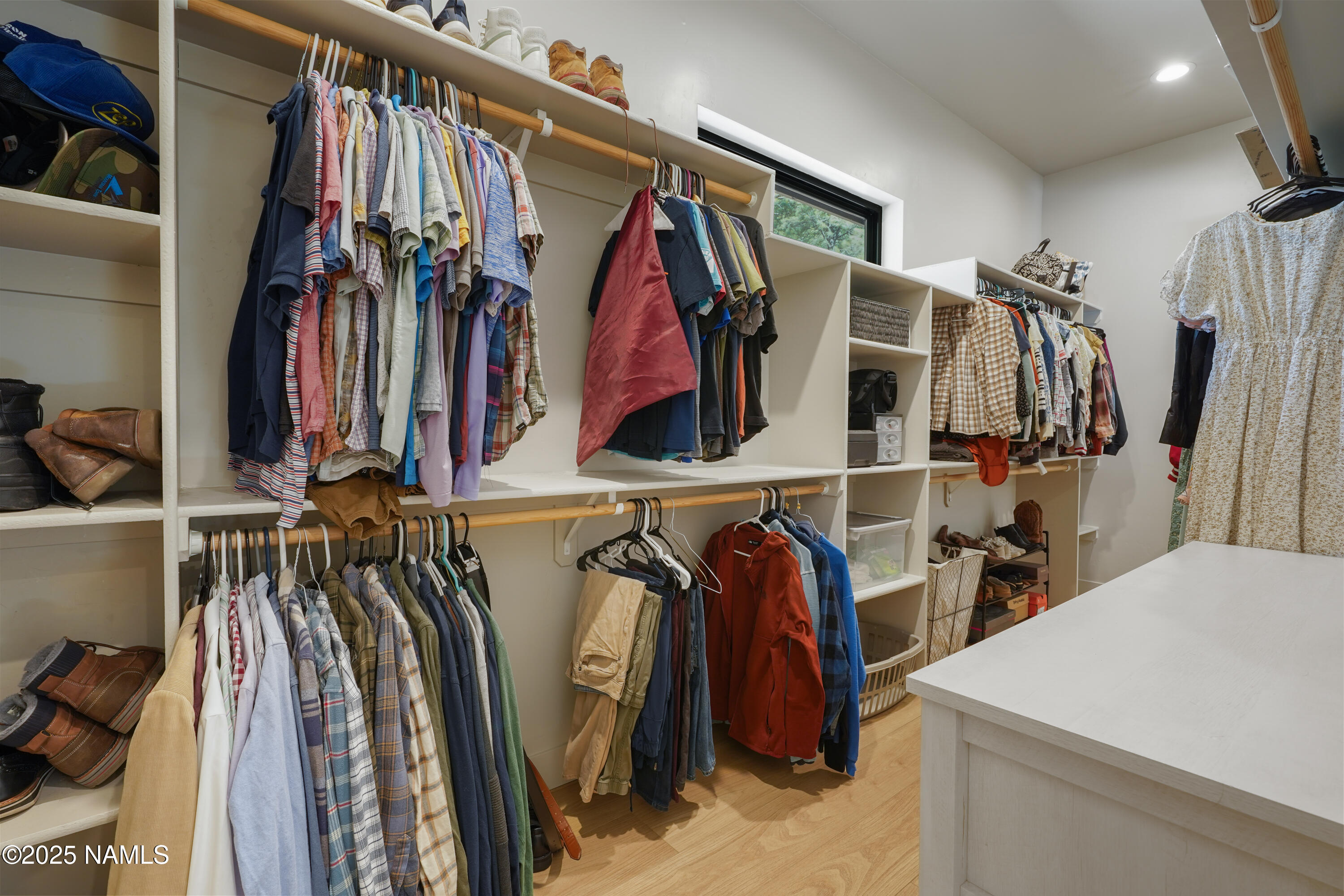 5251 West Brackin Ranch Road Flagstaff, AZ 86001 - Photo 21 of 47 18-primcloset