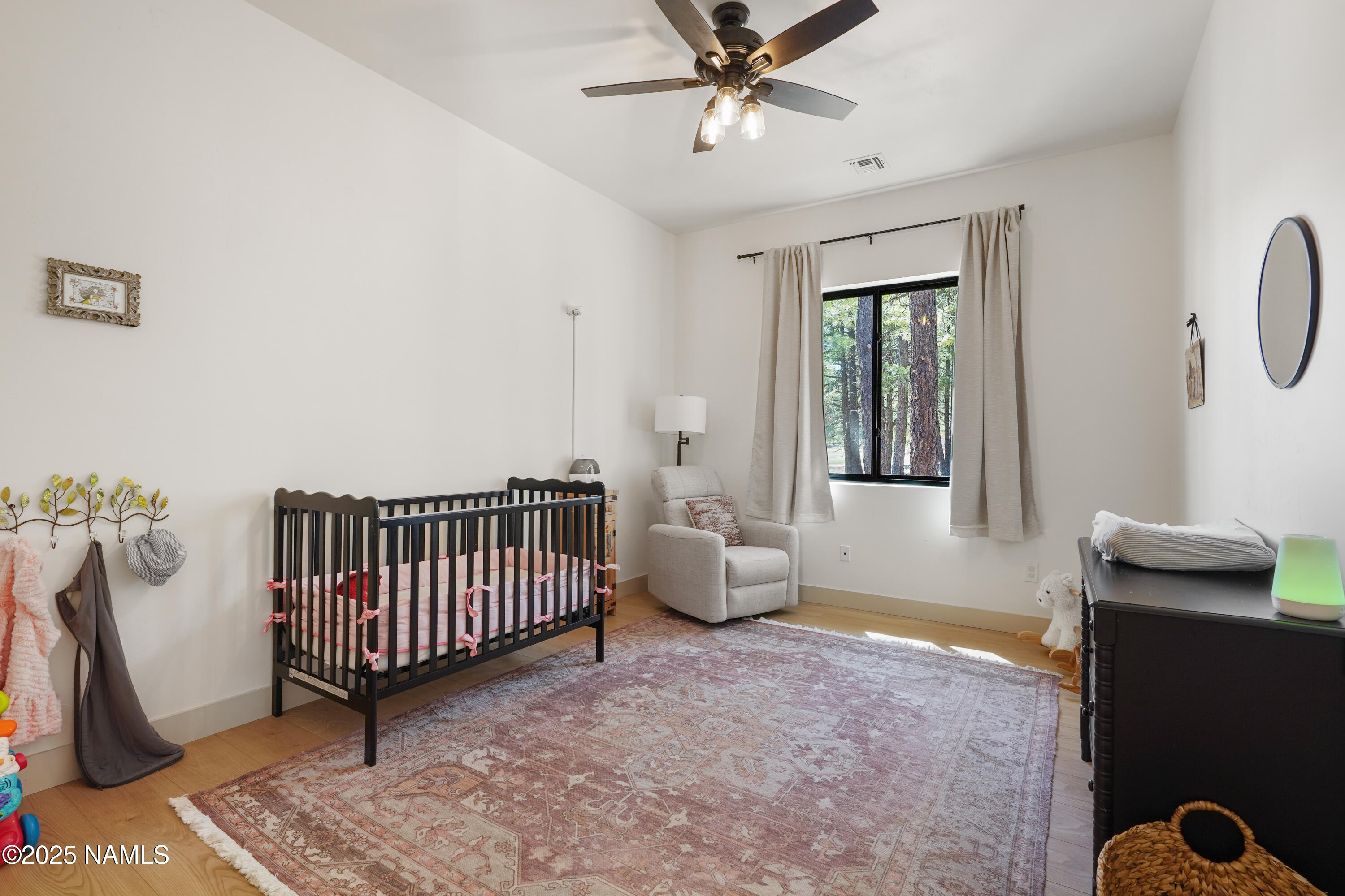 5251 West Brackin Ranch Road Flagstaff, AZ 86001 - Photo 29 of 47 26-bedroom3