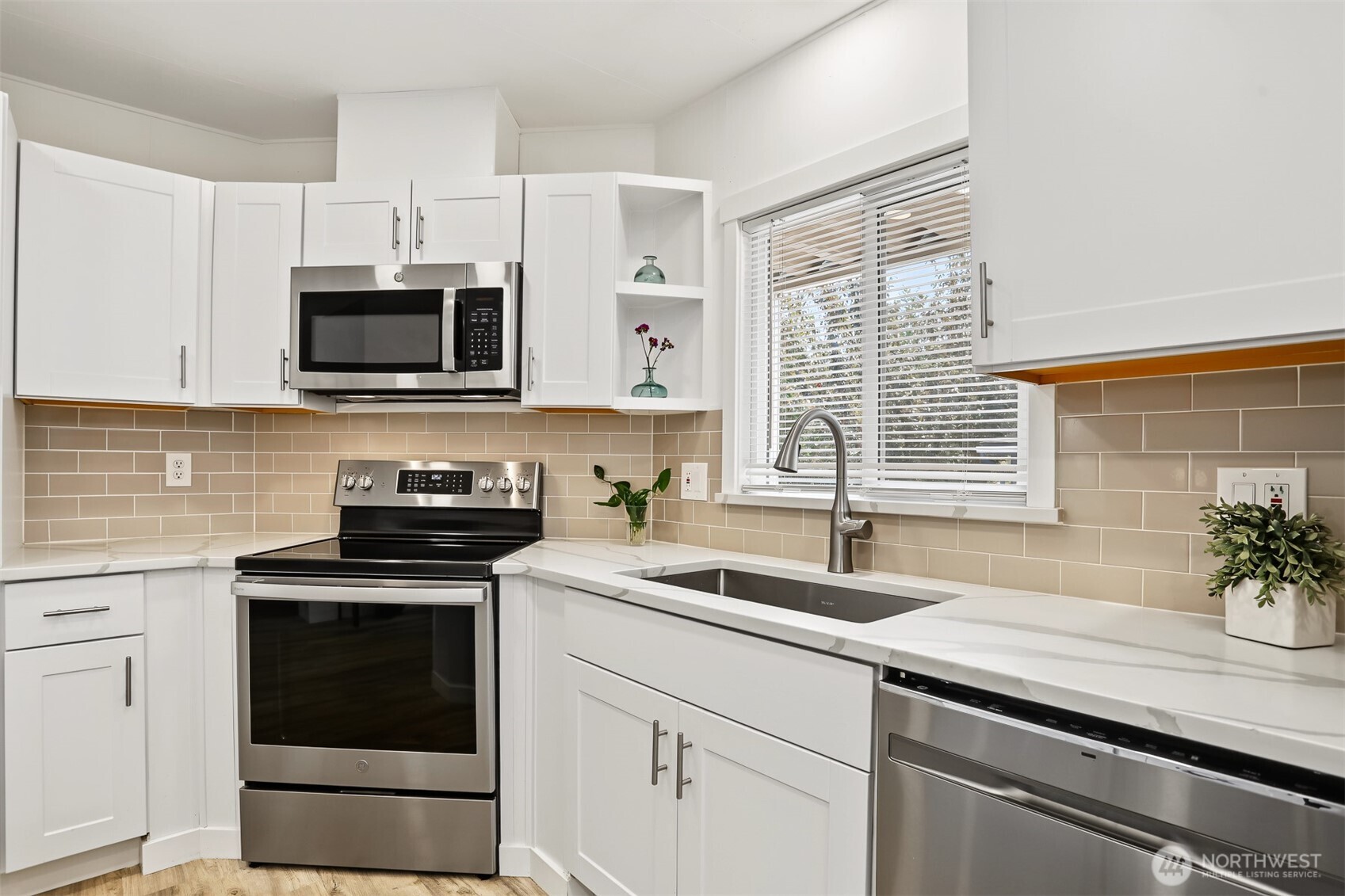 1121 244th Street Southwest, Unit 6 Bothell, WA 98021 - Photo 9 of 34 Gallery Image 9