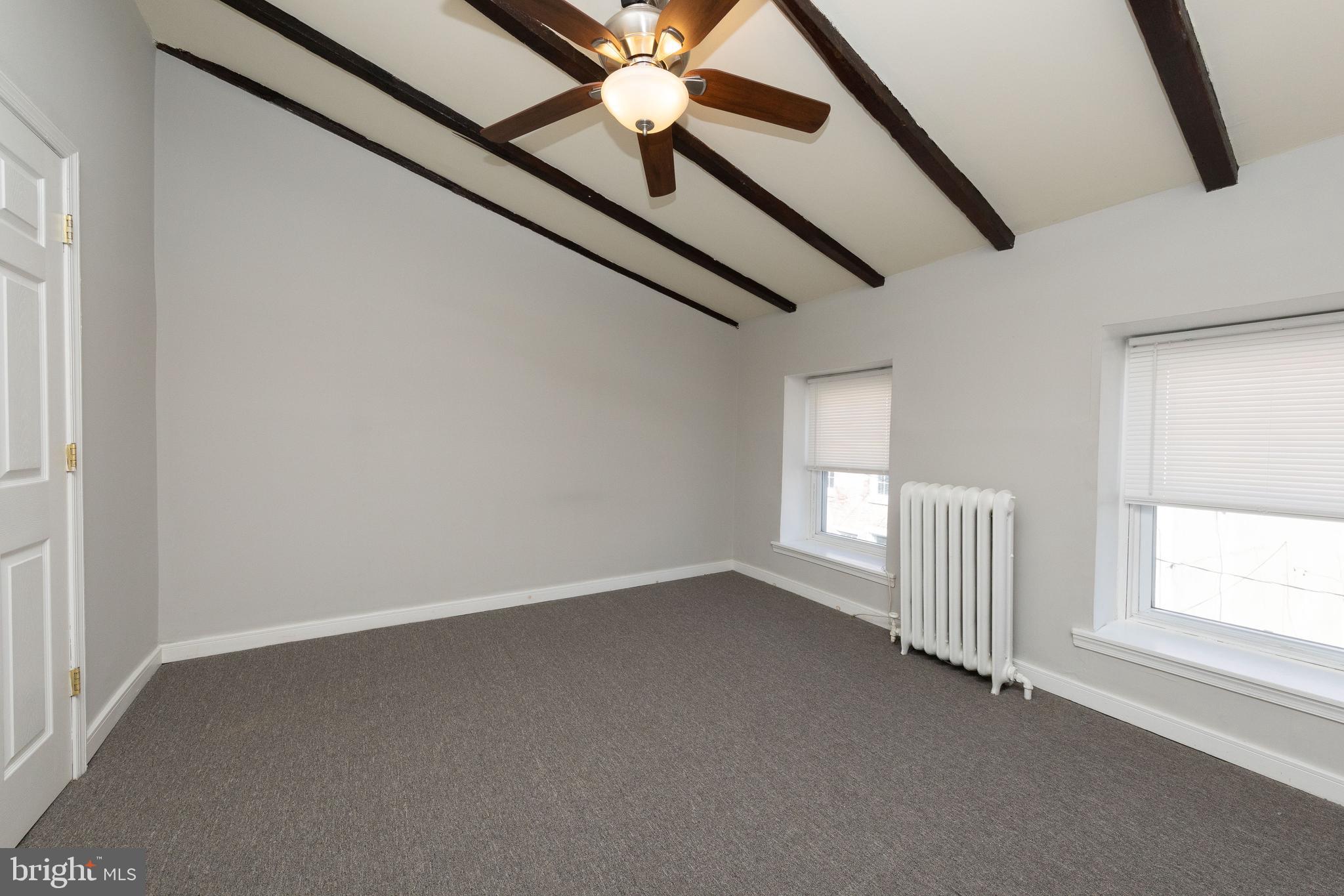 4444 Baker Street Philadelphia, PA 19127 - Photo 29 of 32