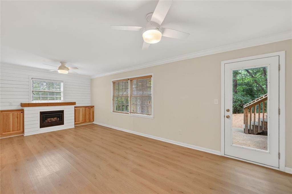 2037 Longview Way Chamblee, GA 30341 - Photo 9 of 40