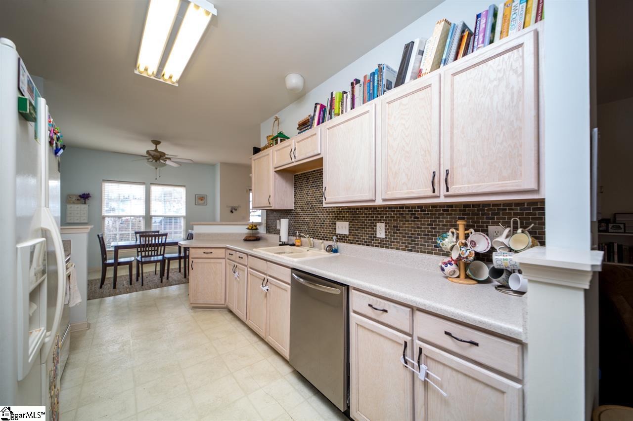 130 Spring Crossing Circle Greer, SC 29650 - Photo 14 of 28