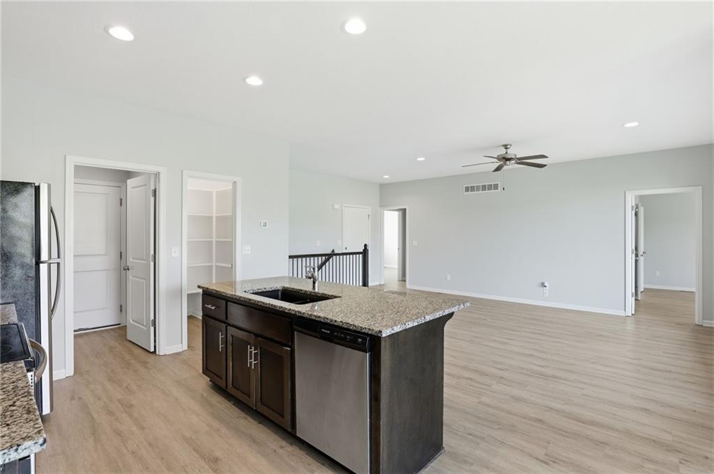 21709 North Ridge Peculiar, MO 64078 - Photo 13 of 60