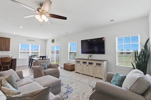 $529,900 | 306 Sunny Lake Road, Moyock, NC 27958