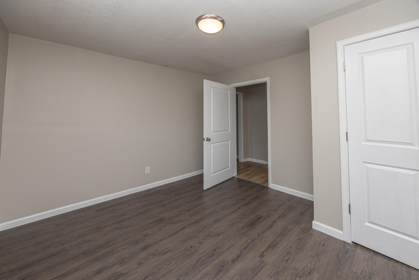 3002 Cane Ridge Road Paris, KY 40361 - Photo 11 of 15 5B5A9280