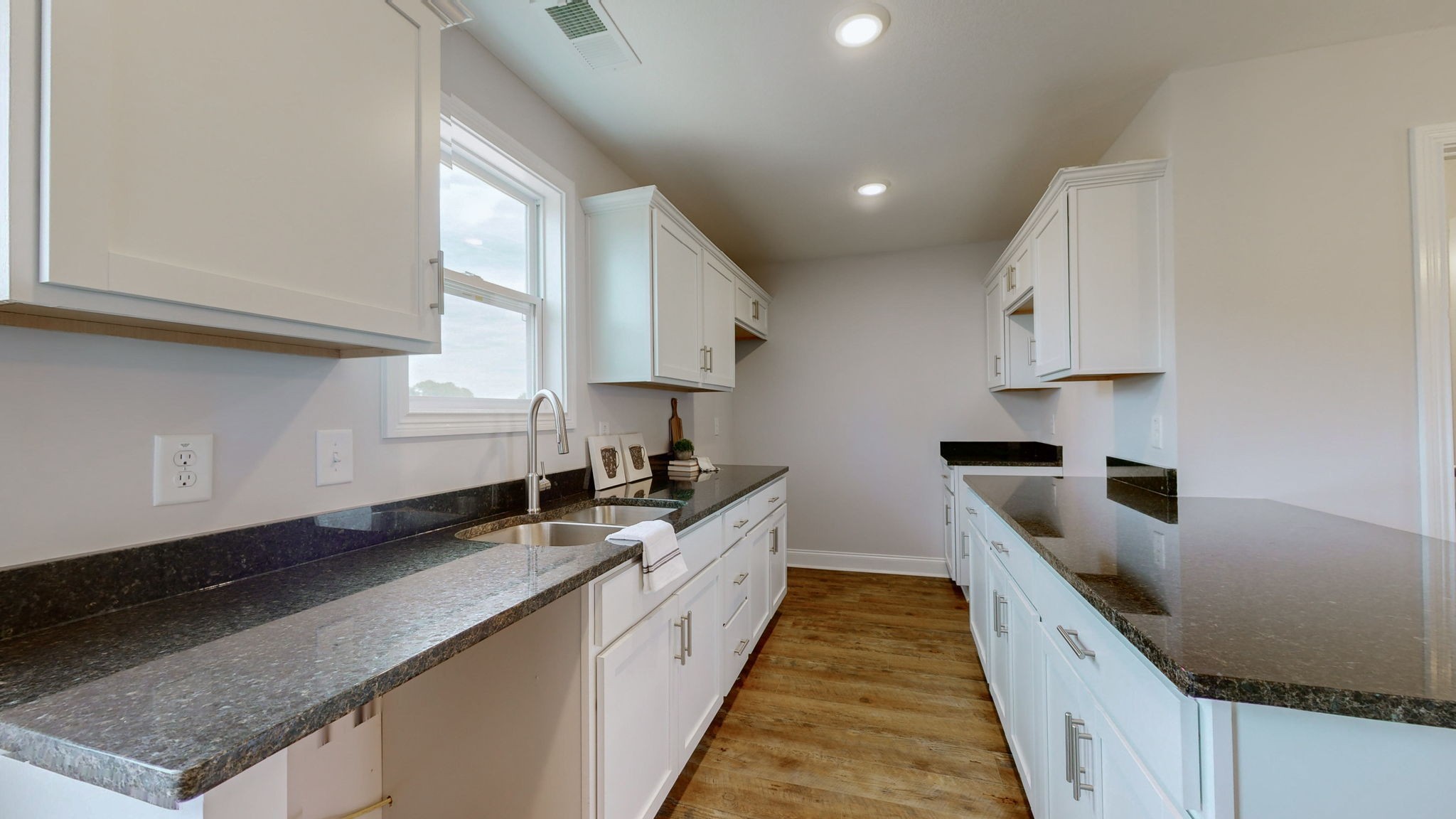 919 Martin Street Clarksville, TN 37040 - Photo 14 of 28