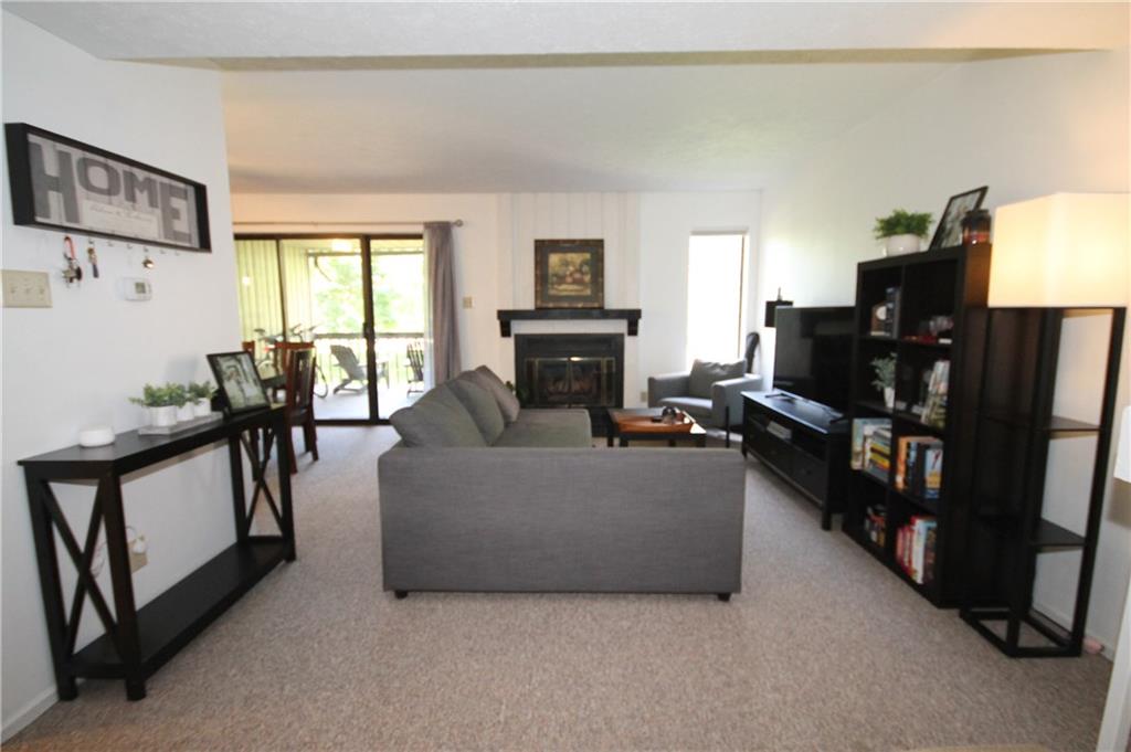 90 Lookout Ridge Drive Columbus, IN 47201 - Photo 3 of 25 Gallery Image 3
