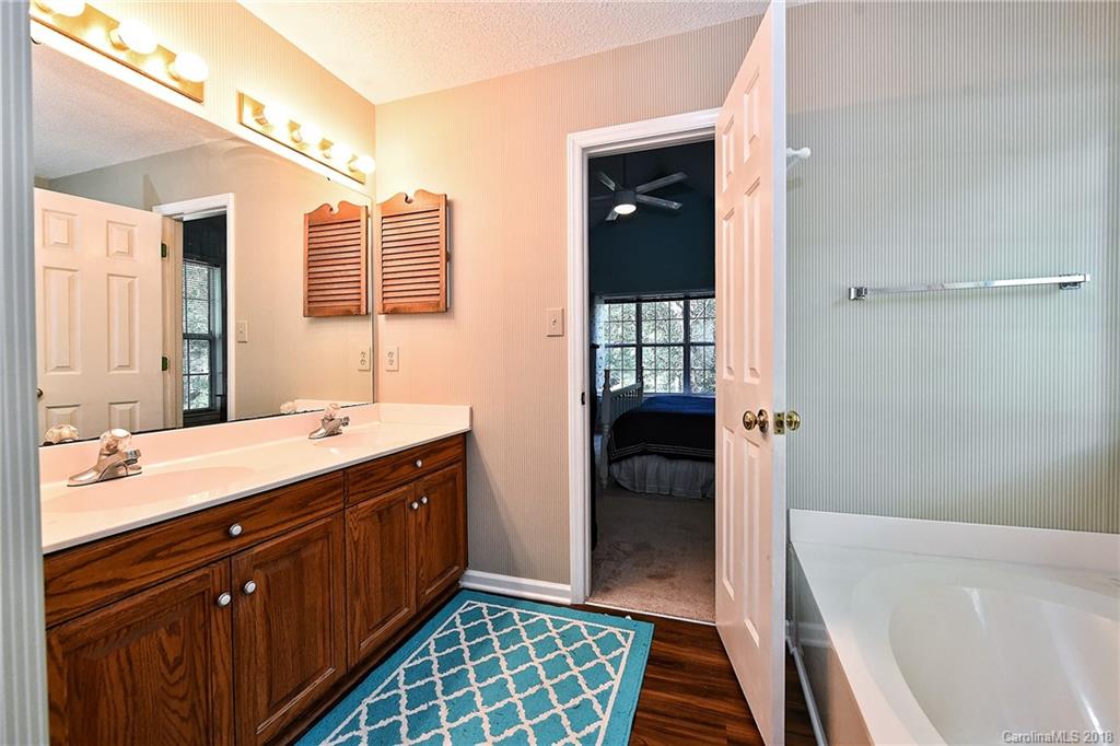 8245 Hunley Ridge Road Matthews, NC 28104 - Photo 14 of 27 Gallery Image 14