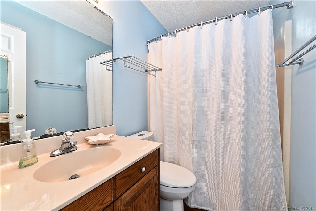 8245 Hunley Ridge Road Matthews, NC 28104 - Photo 17 of 27 Gallery Image 17