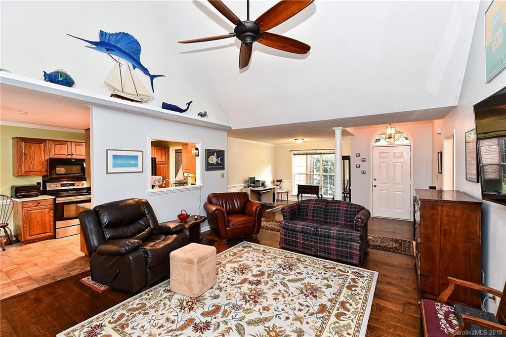 8245 Hunley Ridge Road Matthews, NC 28104 - Photo 6 of 27 Gallery Image 6