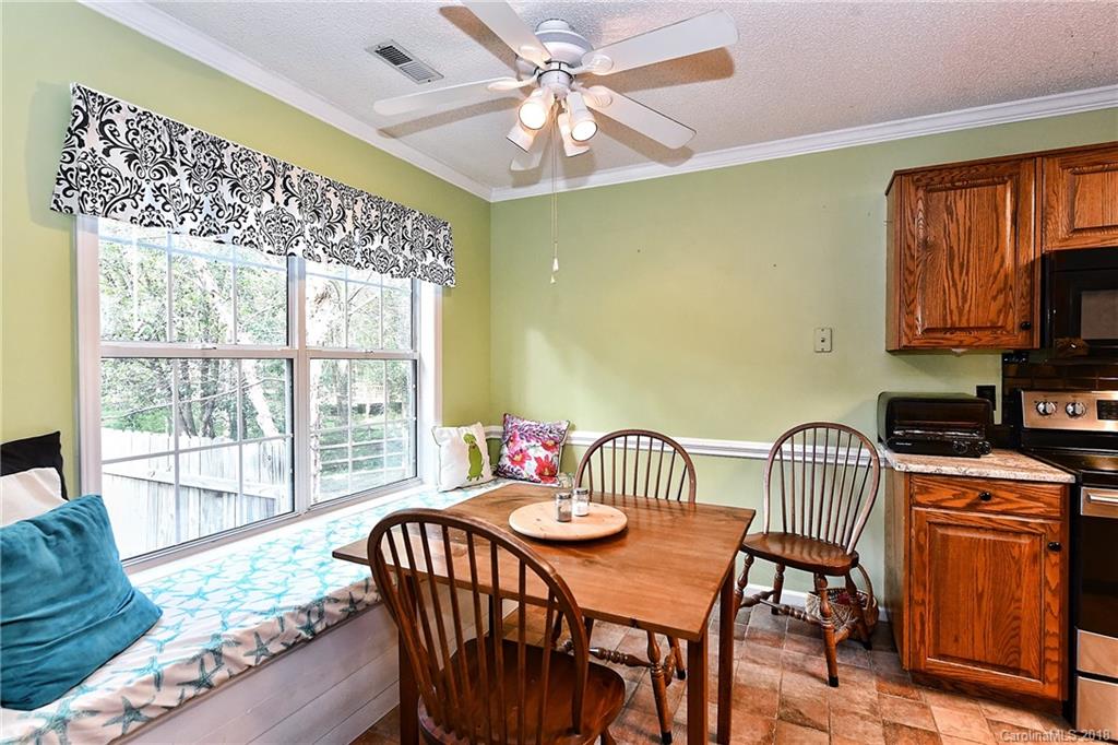 8245 Hunley Ridge Road Matthews, NC 28104 - Photo 10 of 27 Gallery Image 10