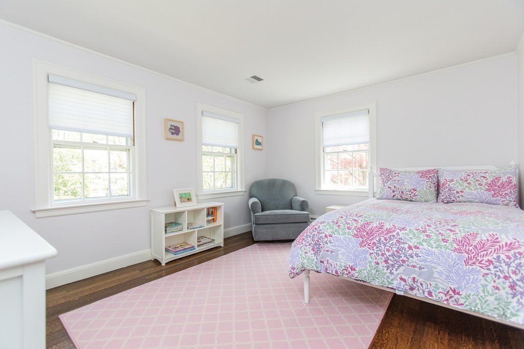 32 Sagamore Road Wellesley, MA 02481 - Photo 17 of 26