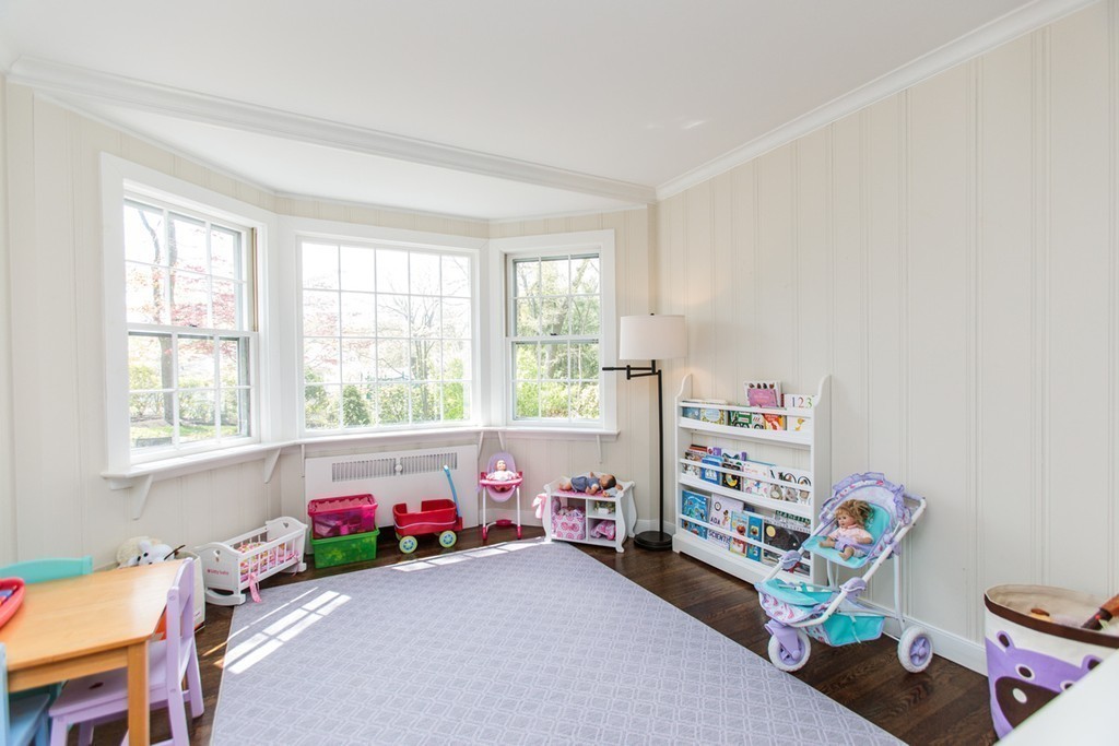 32 Sagamore Road Wellesley, MA 02481 - Photo 19 of 26