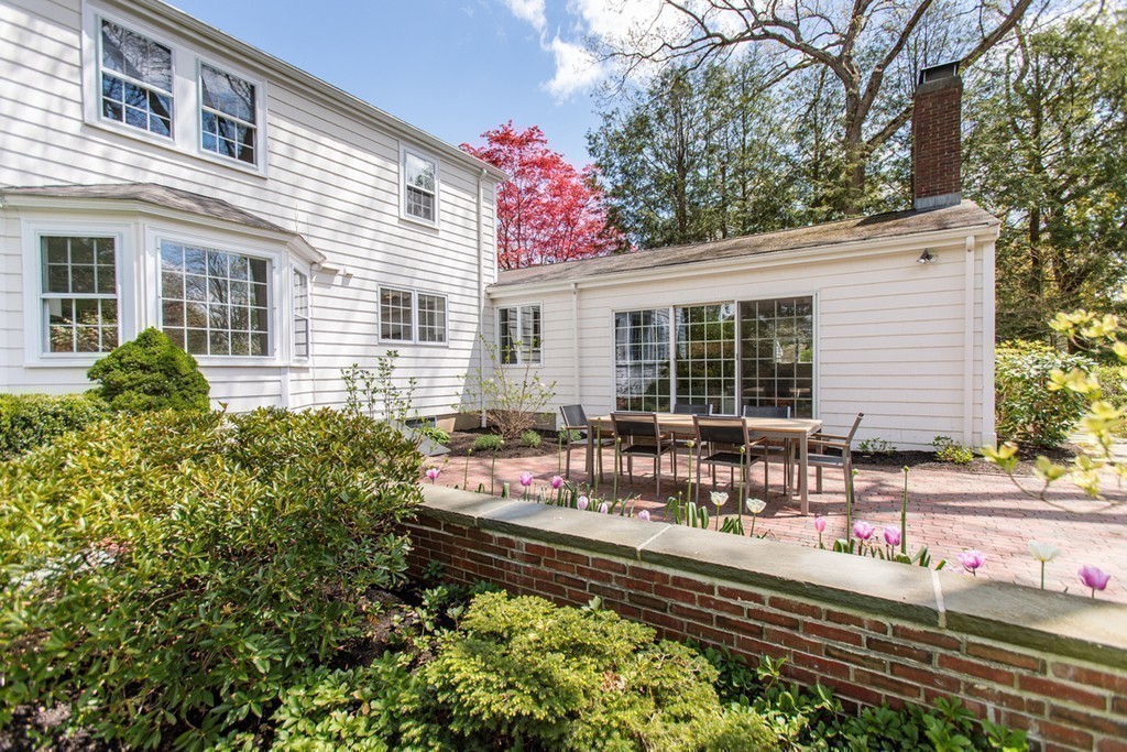 32 Sagamore Road Wellesley, MA 02481 - Photo 23 of 26