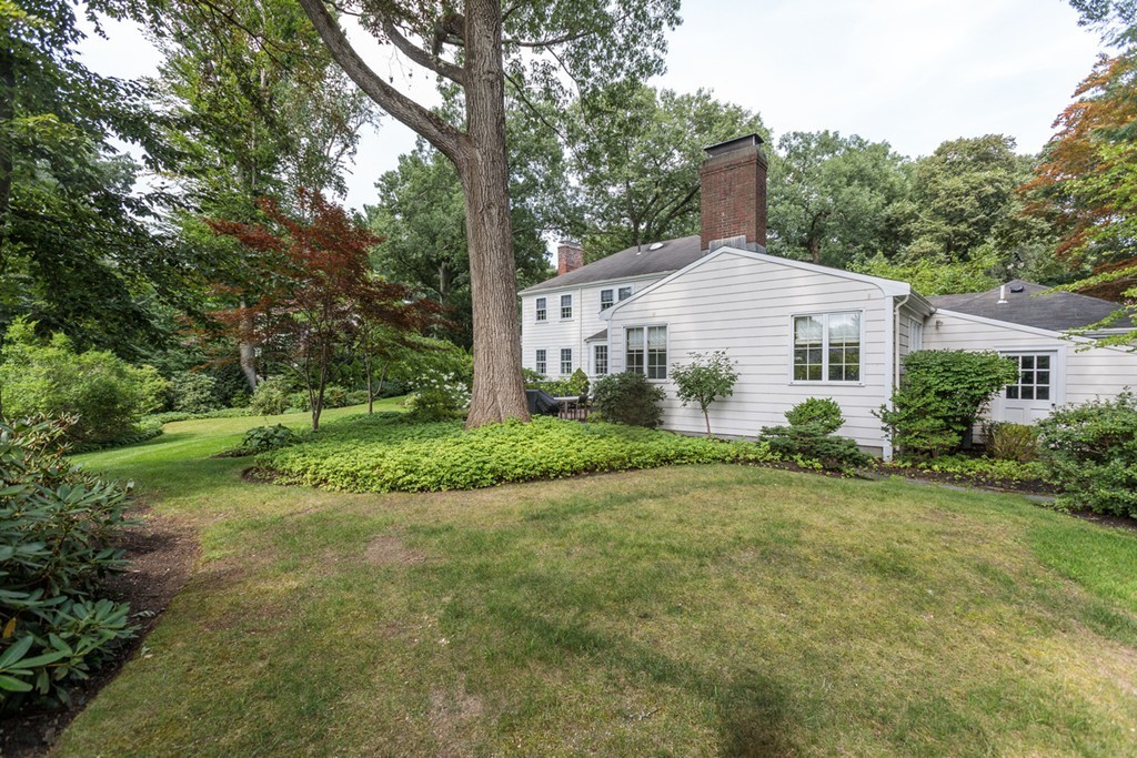 32 Sagamore Road Wellesley, MA 02481 - Photo 24 of 26