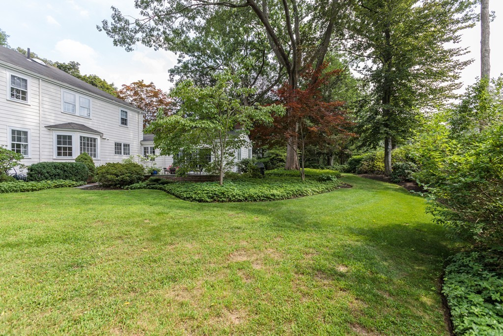 32 Sagamore Road Wellesley, MA 02481 - Photo 25 of 26