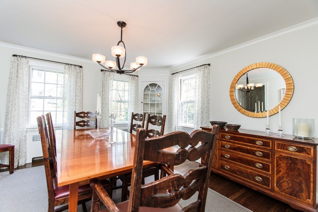 32 Sagamore Road Wellesley, MA 02481 - Photo 7 of 26