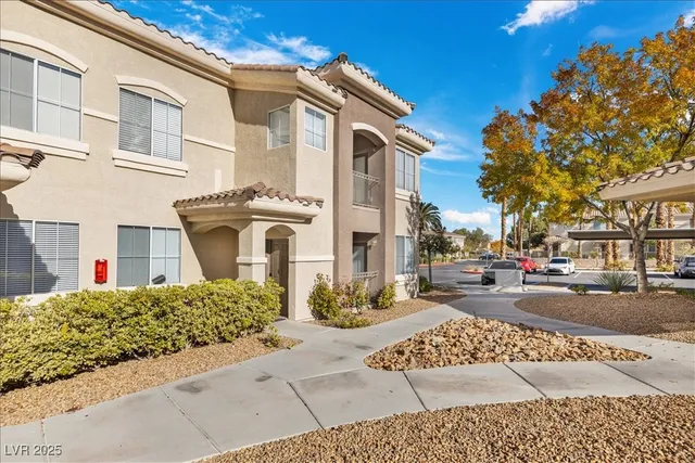 $305,000 | 9050 West Warm Springs Road, Unit 2177, Las Vegas, NV 89148
