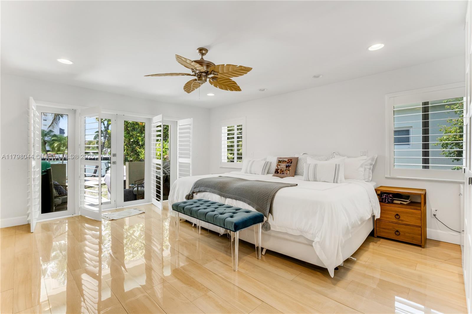 9300 Bay Drive Surfside, FL 33154 - Photo 13 of 36