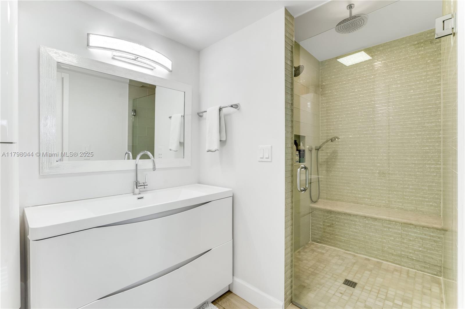 9300 Bay Drive Surfside, FL 33154 - Photo 18 of 36