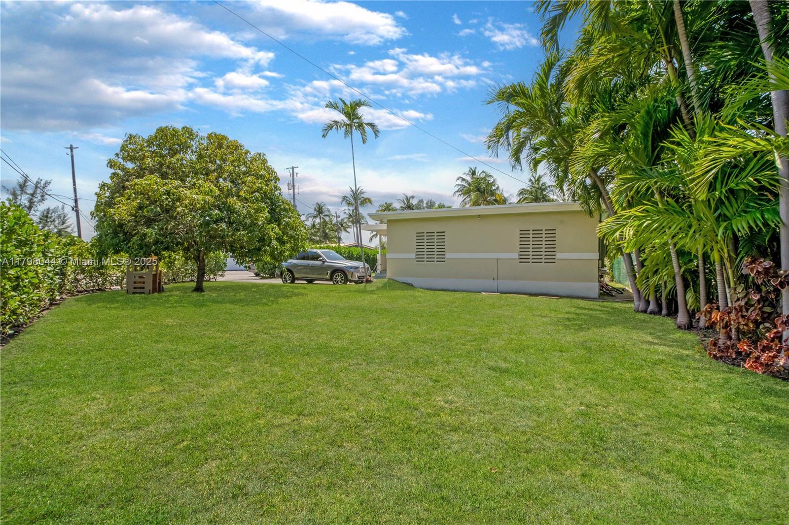 9300 Bay Drive Surfside, FL 33154 - Photo 32 of 36